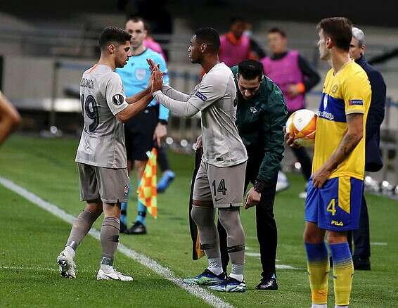 מנור סולומון מוחלף. יקבל קרדיט גם ביום חמישי? // צילום: אלן שיבר